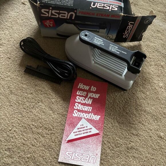 Sisan French Steam Iron - Picture 1 of 6
